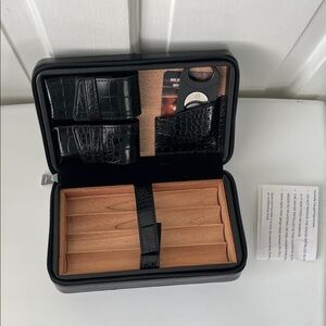 Black Cigar Humidor Case w/Lighter and Cigar Cutter
